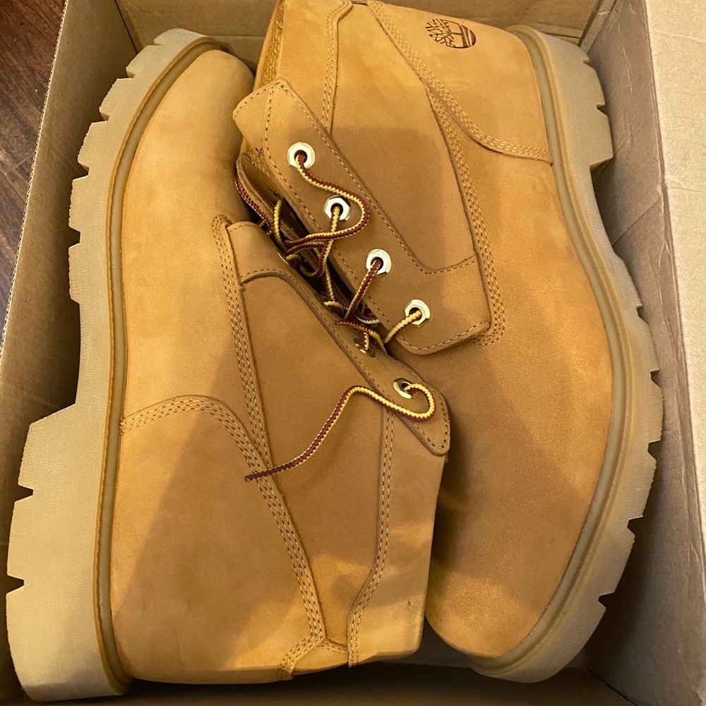 Men’s never worn timberlands